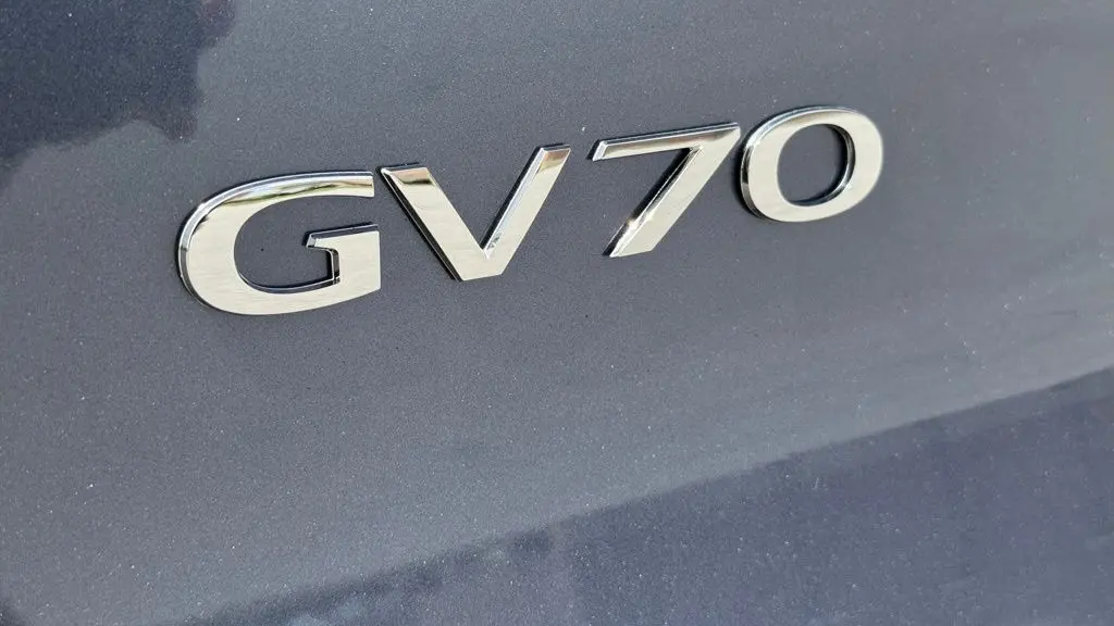 2026 Genesis GV70 2.5T Select