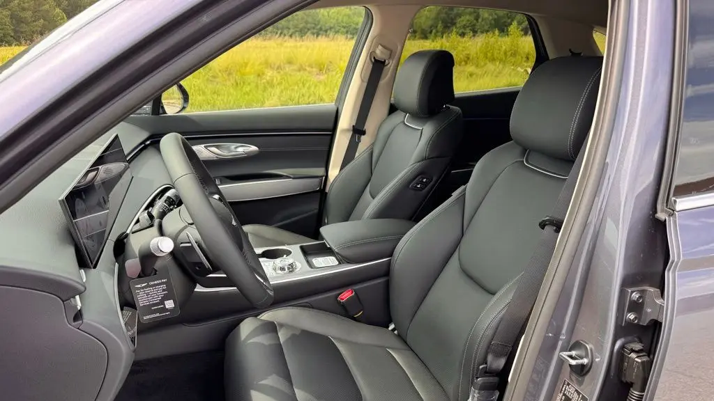 2026 Genesis GV70 2.5T Select