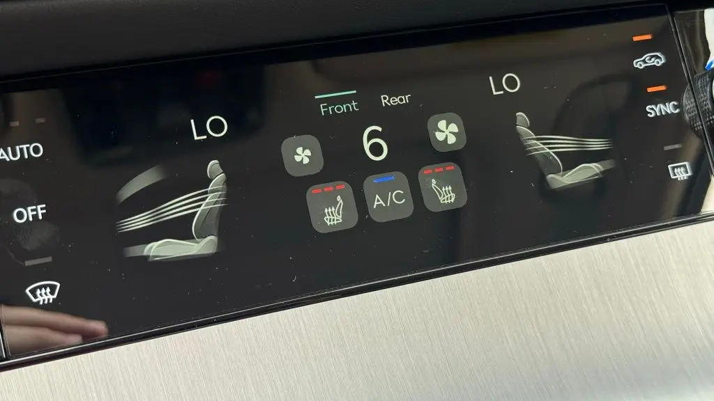 2026 Genesis GV70 2.5T Select