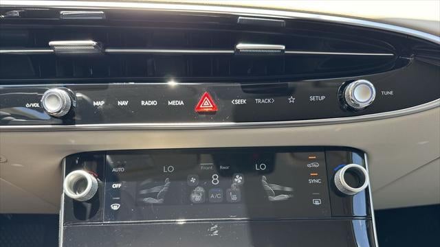 2026 Genesis GV70 2.5T Standard