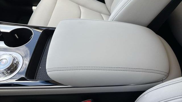 2026 Genesis GV70 2.5T Standard