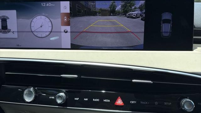 2026 Genesis GV70 2.5T Standard