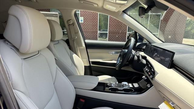 2026 Genesis GV70 2.5T Standard