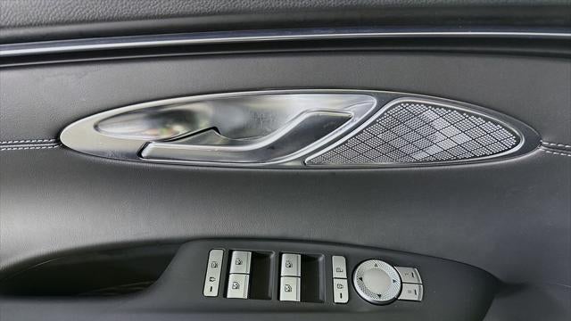 2024 Genesis GV70 2.5T Standard