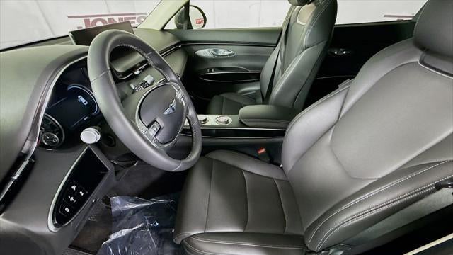 2024 Genesis GV70 2.5T Standard