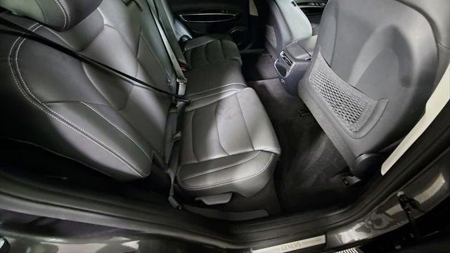 2024 Genesis GV70 2.5T Standard