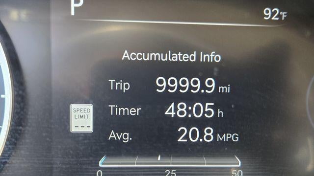 2024 Genesis GV70 2.5T Standard