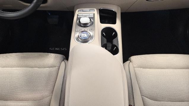 2025 Genesis GV70 2.5T Standard