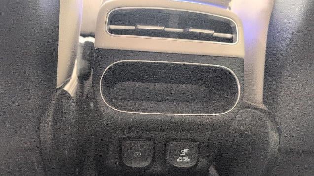 2025 Genesis GV70 2.5T Standard