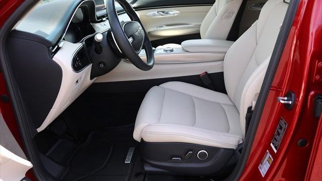 2025 Genesis GV70 2.5T Standard