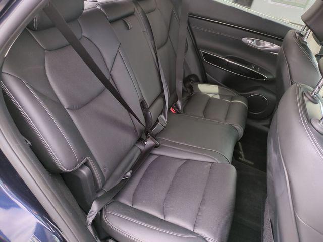 2025 Genesis Gv70 - $31,550