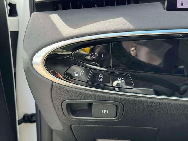 2026 Genesis Gv70 - $45,499