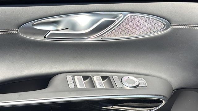 2026 Genesis GV70 2.5T Standard