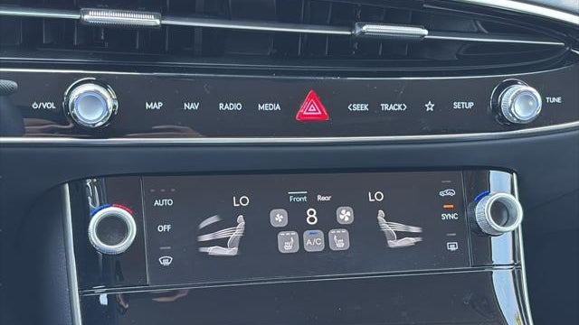2026 Genesis GV70 2.5T Standard