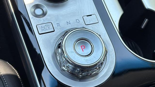 2026 Genesis GV70 2.5T Standard