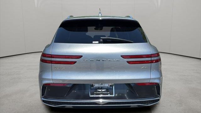 2026 Genesis GV70 2.5T Standard