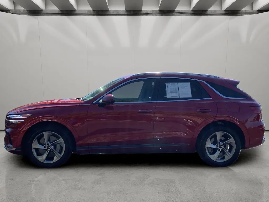 2026 Genesis Gv70 - $45,654