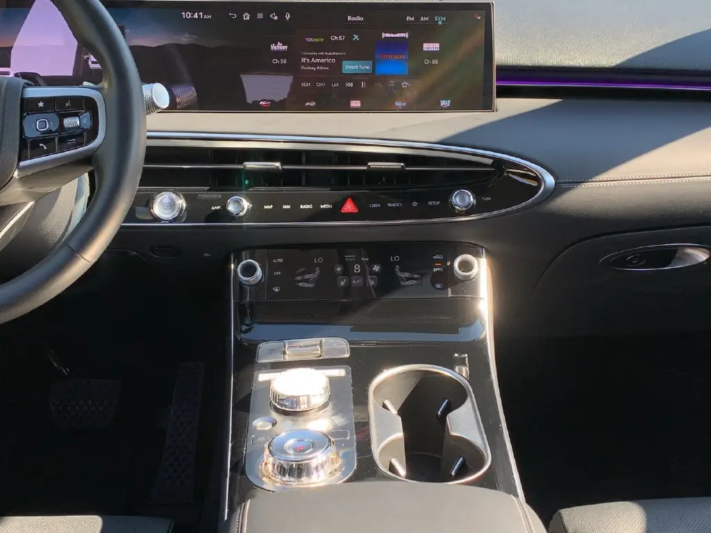 2026 Genesis Gv70 - $45,654
