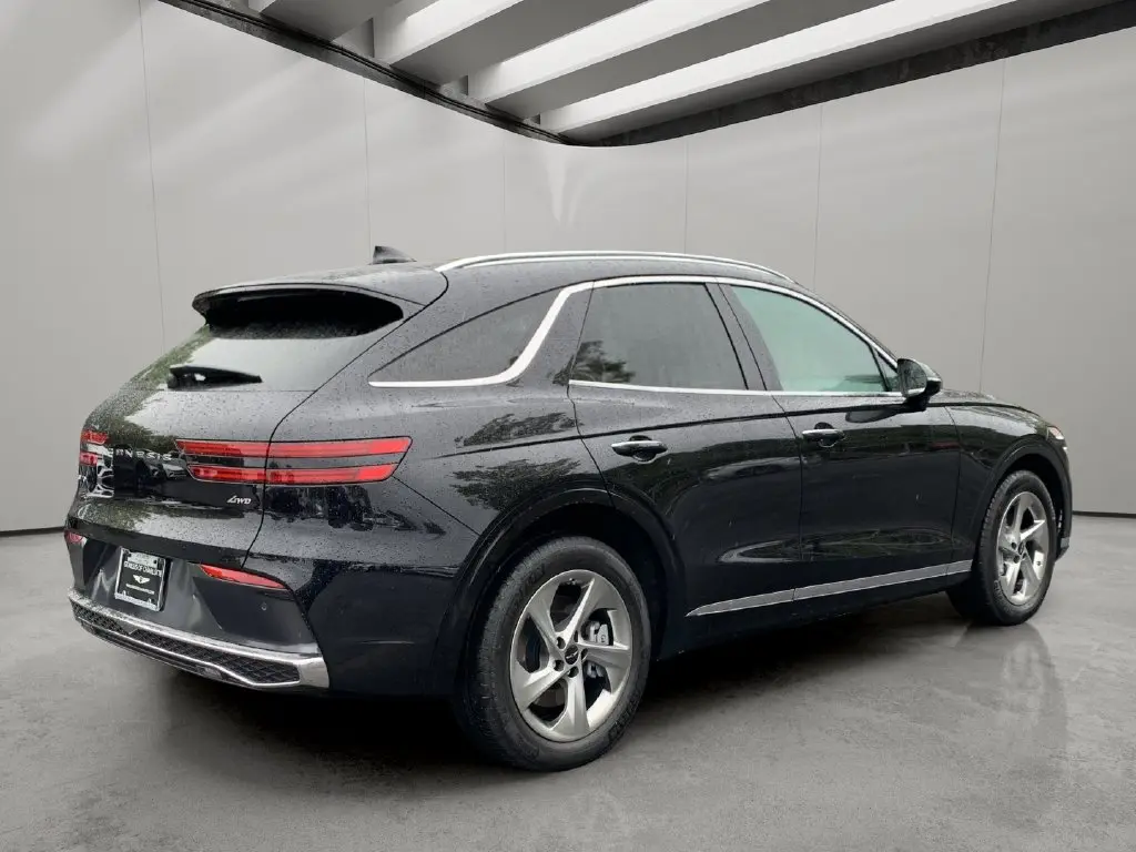 2026 Genesis Gv70 - $42,987