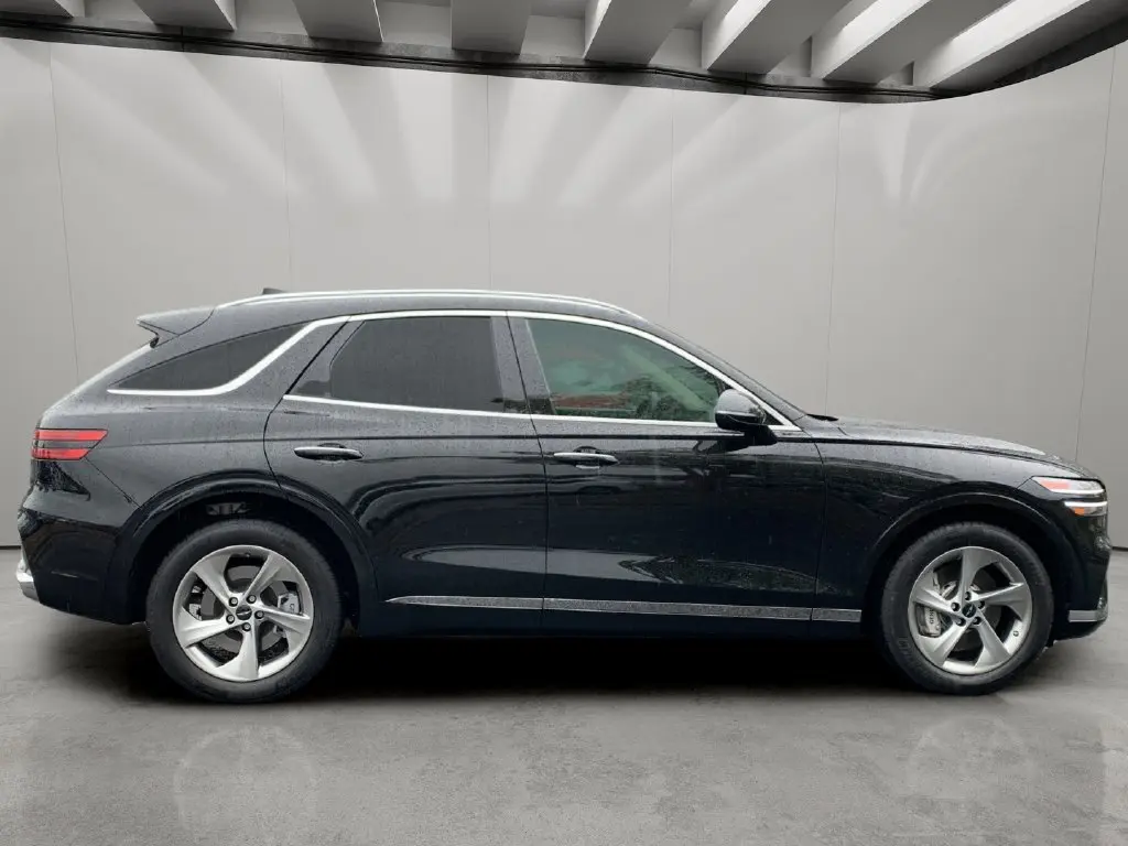 2026 Genesis Gv70 - $42,987