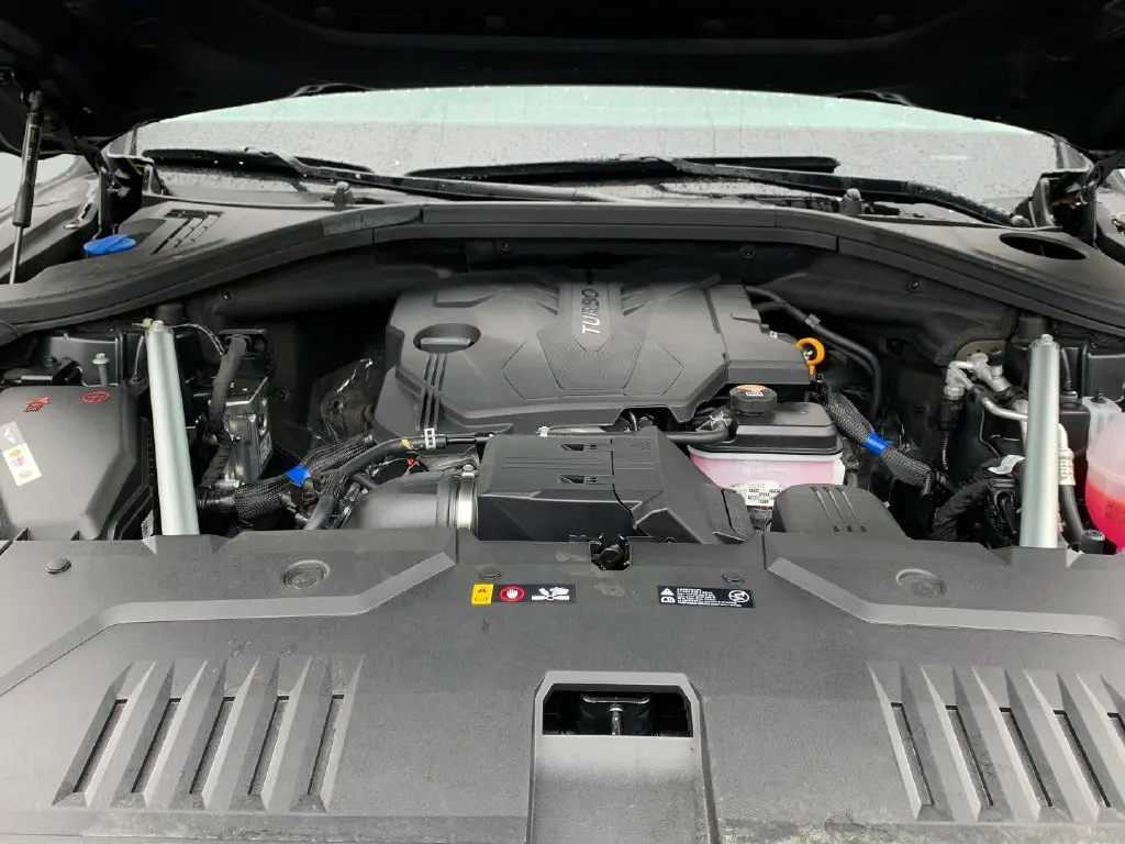 2026 Genesis Gv70 - $42,987