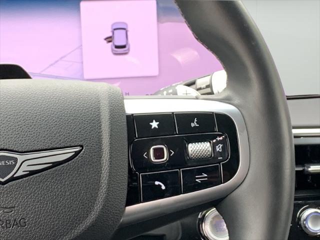 2026 Genesis Gv70 - $43,200