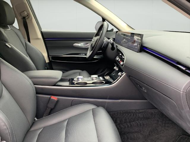 2026 Genesis Gv70 - $43,200