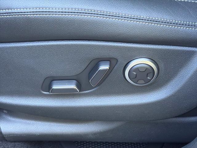 2026 Genesis Gv70 - $51,999