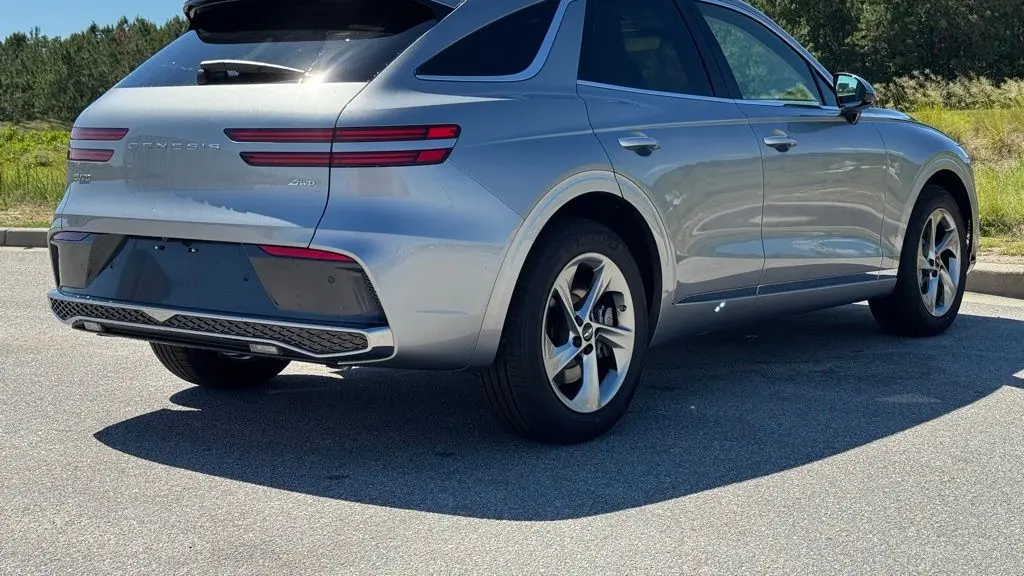 2026 Genesis GV70 2.5T Select