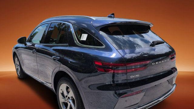 2026 Genesis GV70 2.5T Standard