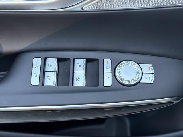 2026 Genesis Gv70 - $49,999