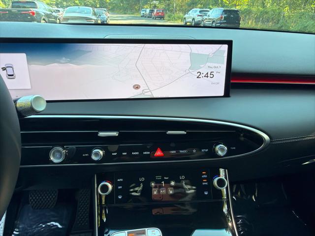 2026 Genesis Gv70 - $49,999