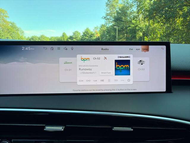 2026 Genesis Gv70 - $49,999