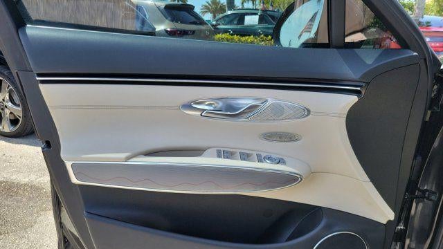 2024 Genesis GV70 2.5T Standard