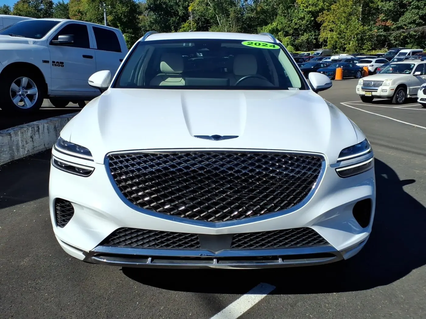 2024 Genesis Gv70 - $38,997