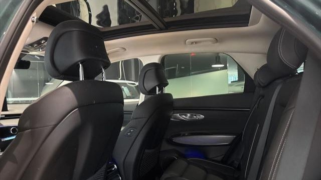 2024 Genesis GV70 2.5T Standard