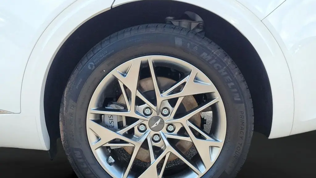 2025 Genesis GV70 2.5T Standard