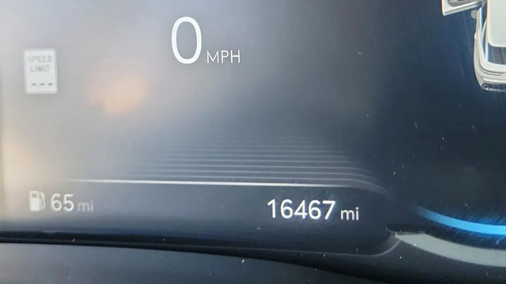 2025 Genesis GV70 2.5T Standard