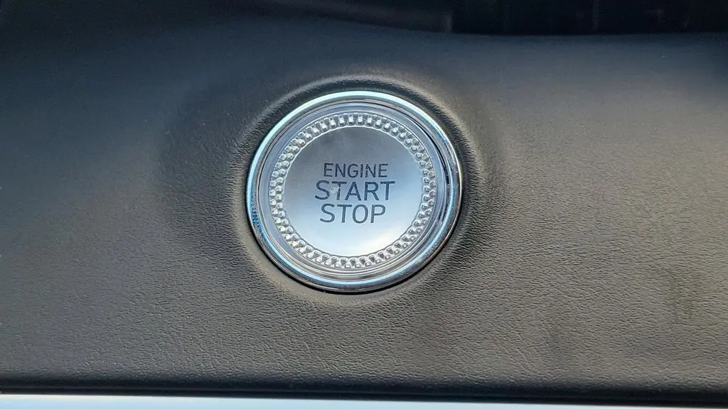 2025 Genesis GV70 2.5T Standard