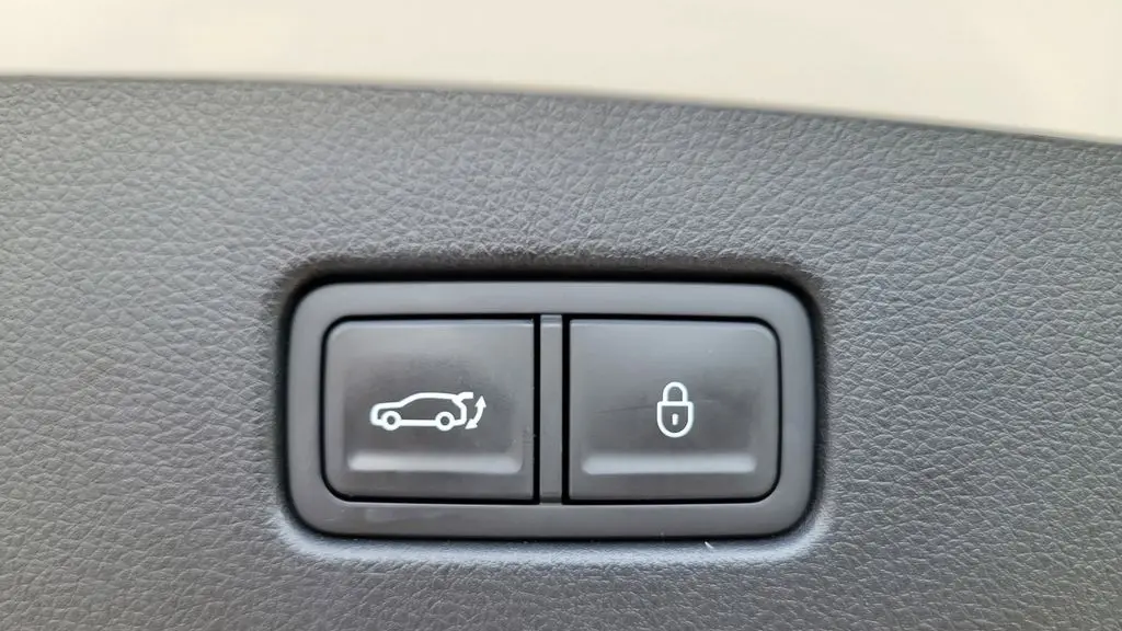 2025 Genesis GV70 2.5T Standard