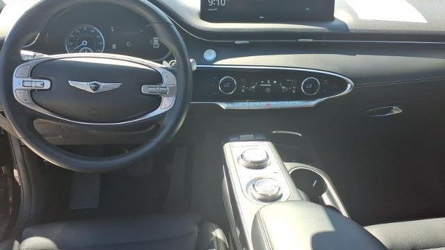 2025 Genesis GV70 2.5T Standard