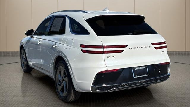 2026 Genesis GV70 2.5T Select