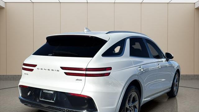 2026 Genesis GV70 2.5T Select