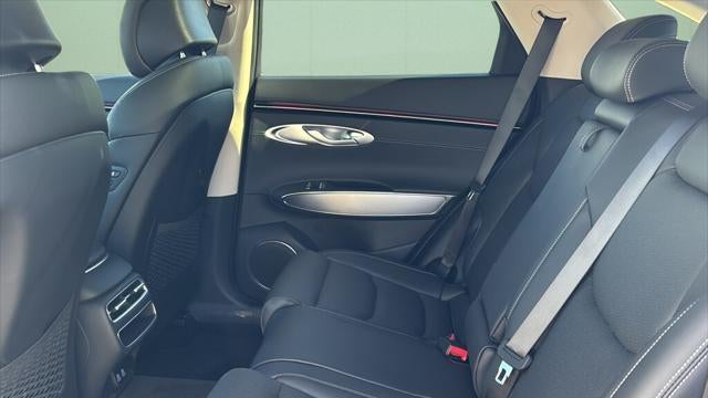 2026 Genesis GV70 2.5T Select