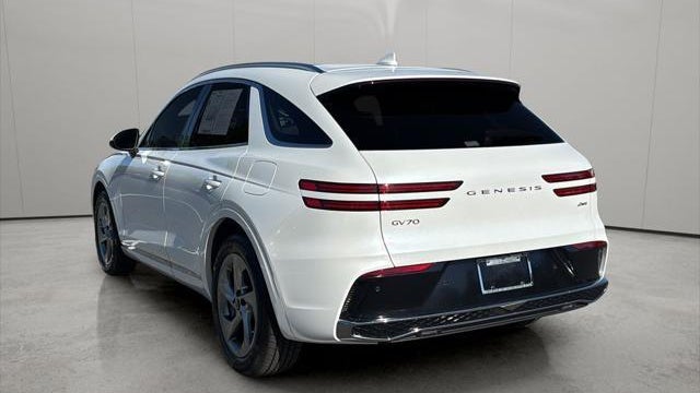 2026 Genesis GV70 2.5T Select