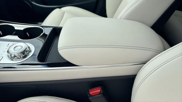 2026 Genesis GV70 2.5T Standard