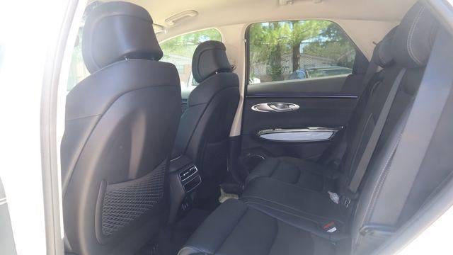 2026 Genesis GV70 2.5T Standard