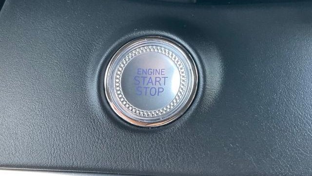2024 Genesis GV70 2.5T Standard