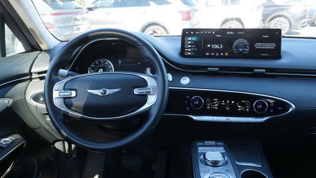 2025 Genesis GV70 2.5T Standard