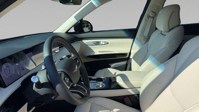 2026 Genesis GV70 2.5T Standard